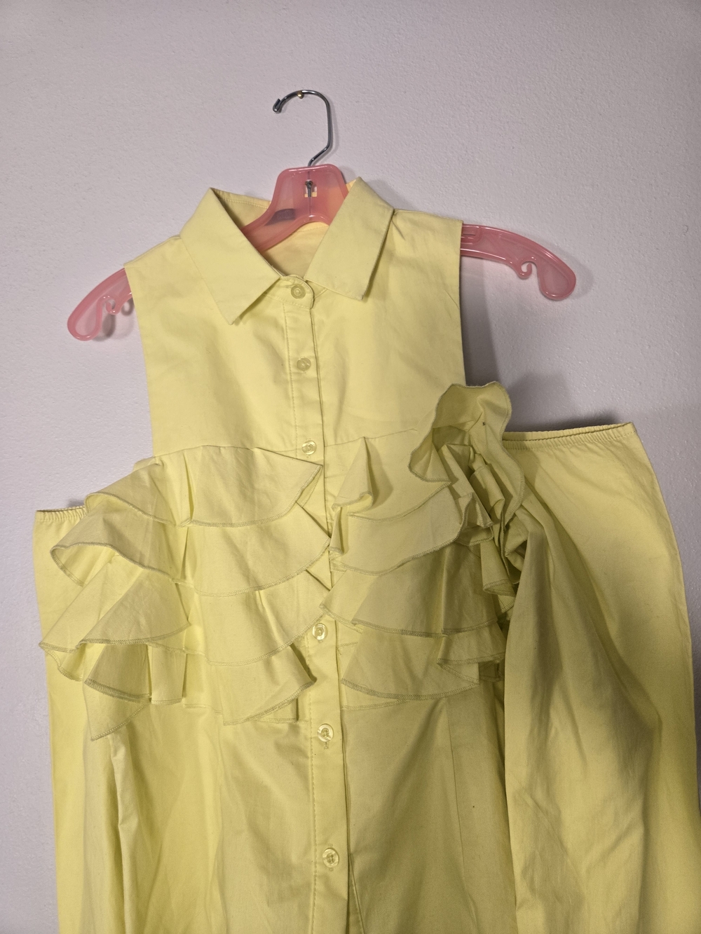 Yellow Ruffle Cold-Shoulder Button Front Top - Picture 4 of 5